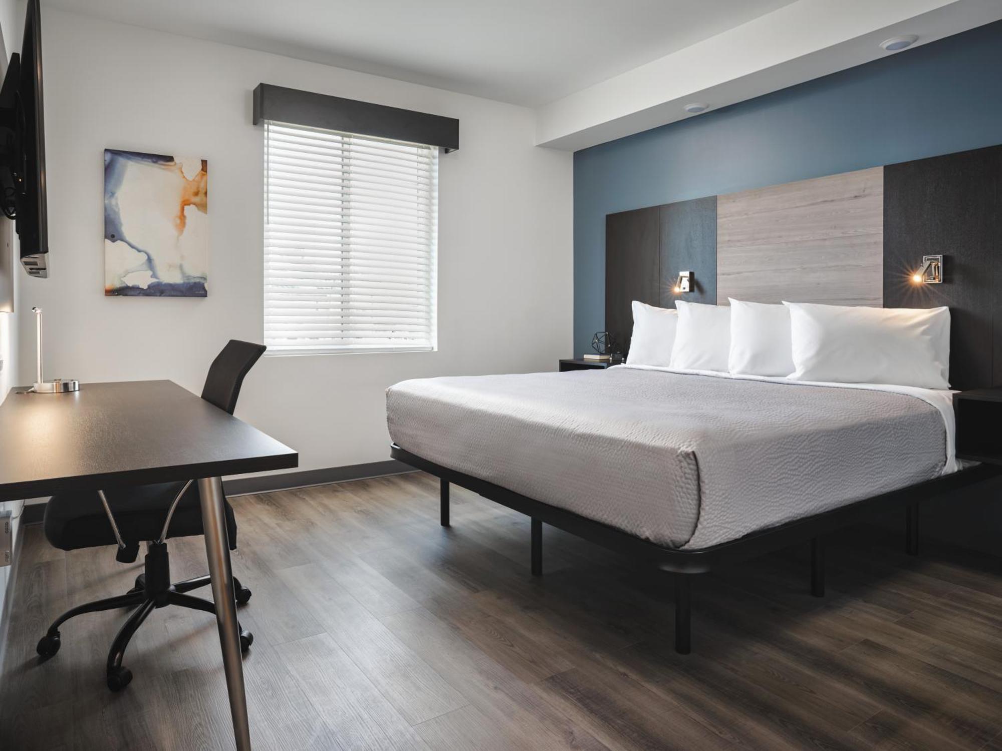 Stayapt Suites Charlotte North 헌터스빌 외부 사진
