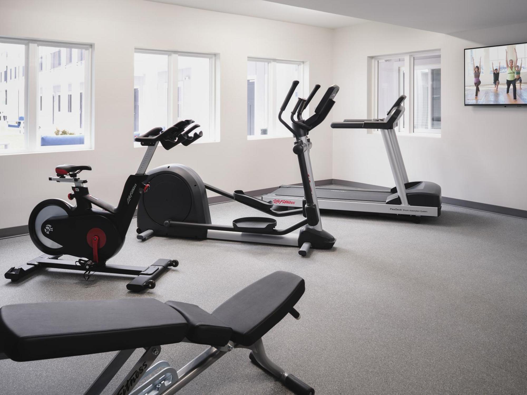 Stayapt Suites Charlotte North 헌터스빌 외부 사진